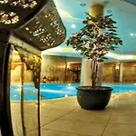 Fuerst Jaromar 4* ثيسو