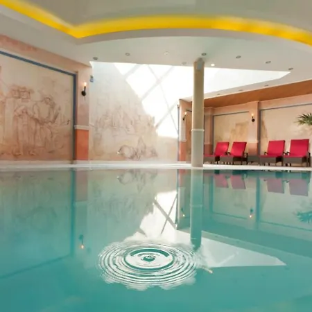 Fuerst Jaromar فندق