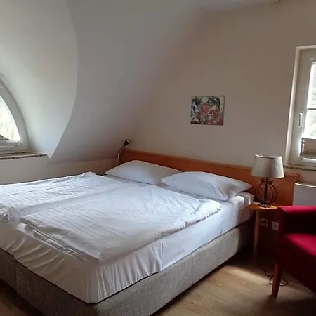 Fürst Jaromar 4*